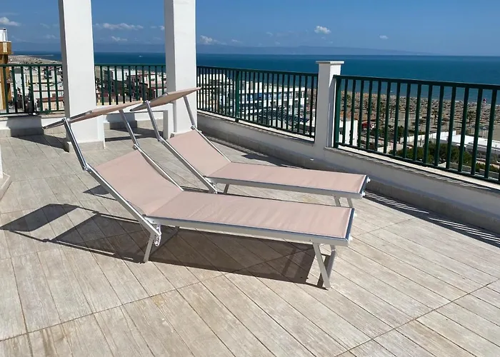 Maison d'hôtes Attico Tra Cielo E Mare 4*