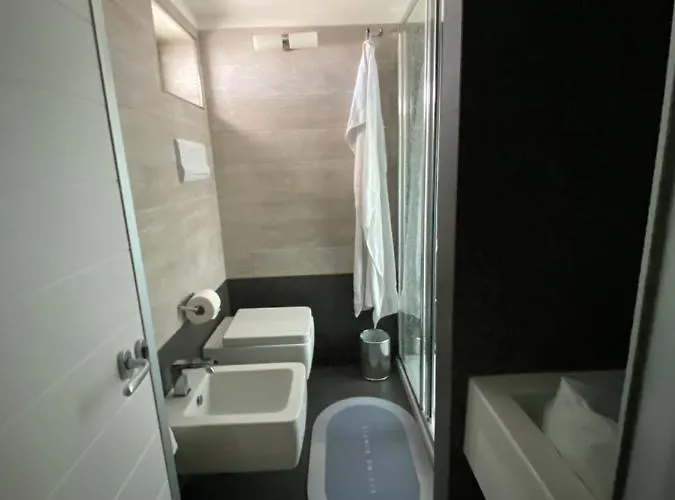 Attico Tra Cielo E Mare Casa de hóspedes 4*